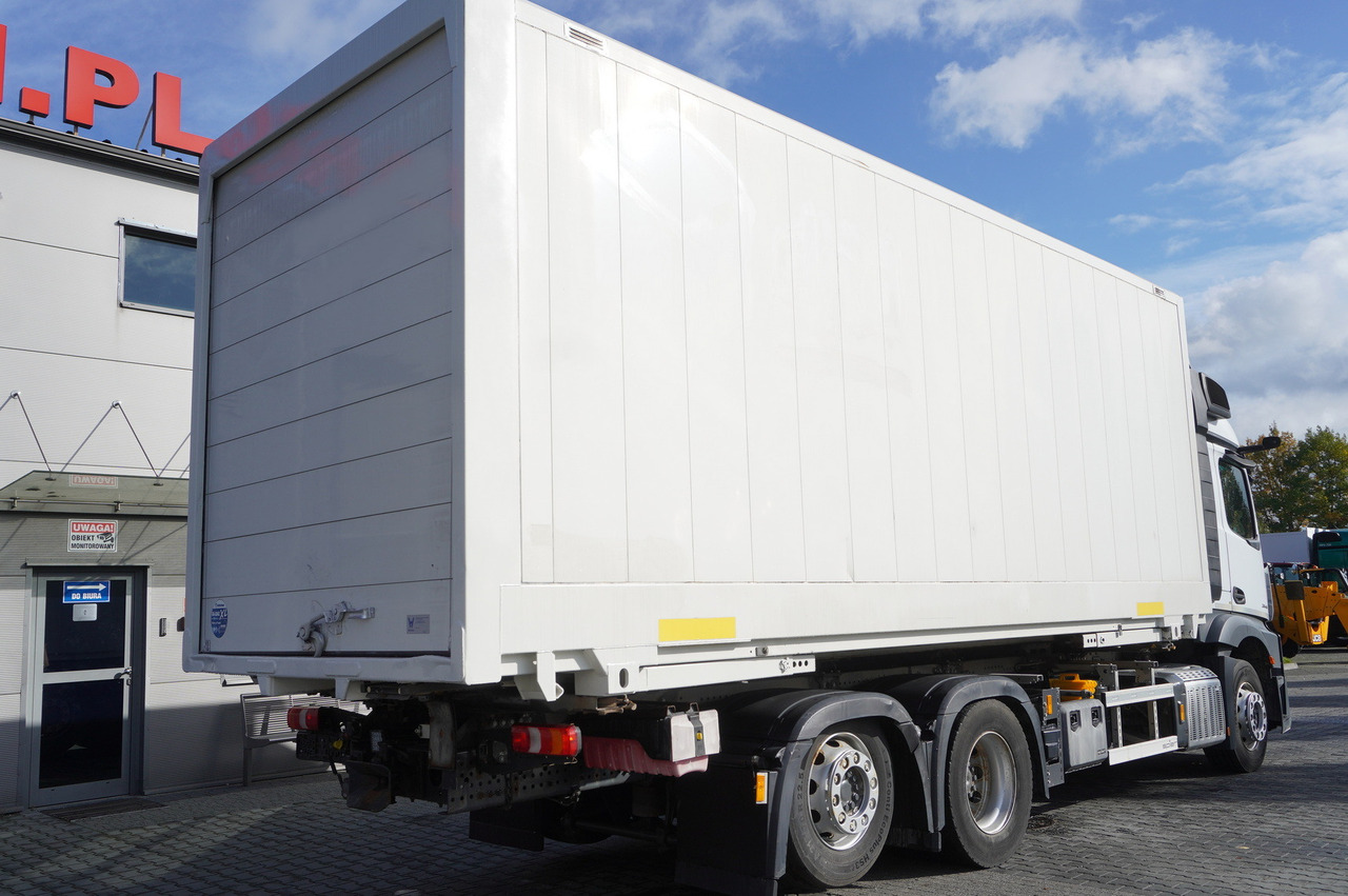 MERCEDES-BENZ Actros 2545 MP5 / KRONE 18 EPAL box body / ADR AT - Truk berpendingin: gambar 2 MERCEDES-BENZ Actros 2545 MP5 / KRONE 18 EPAL box body / ADR AT - Truk berpendingin: gambar 2