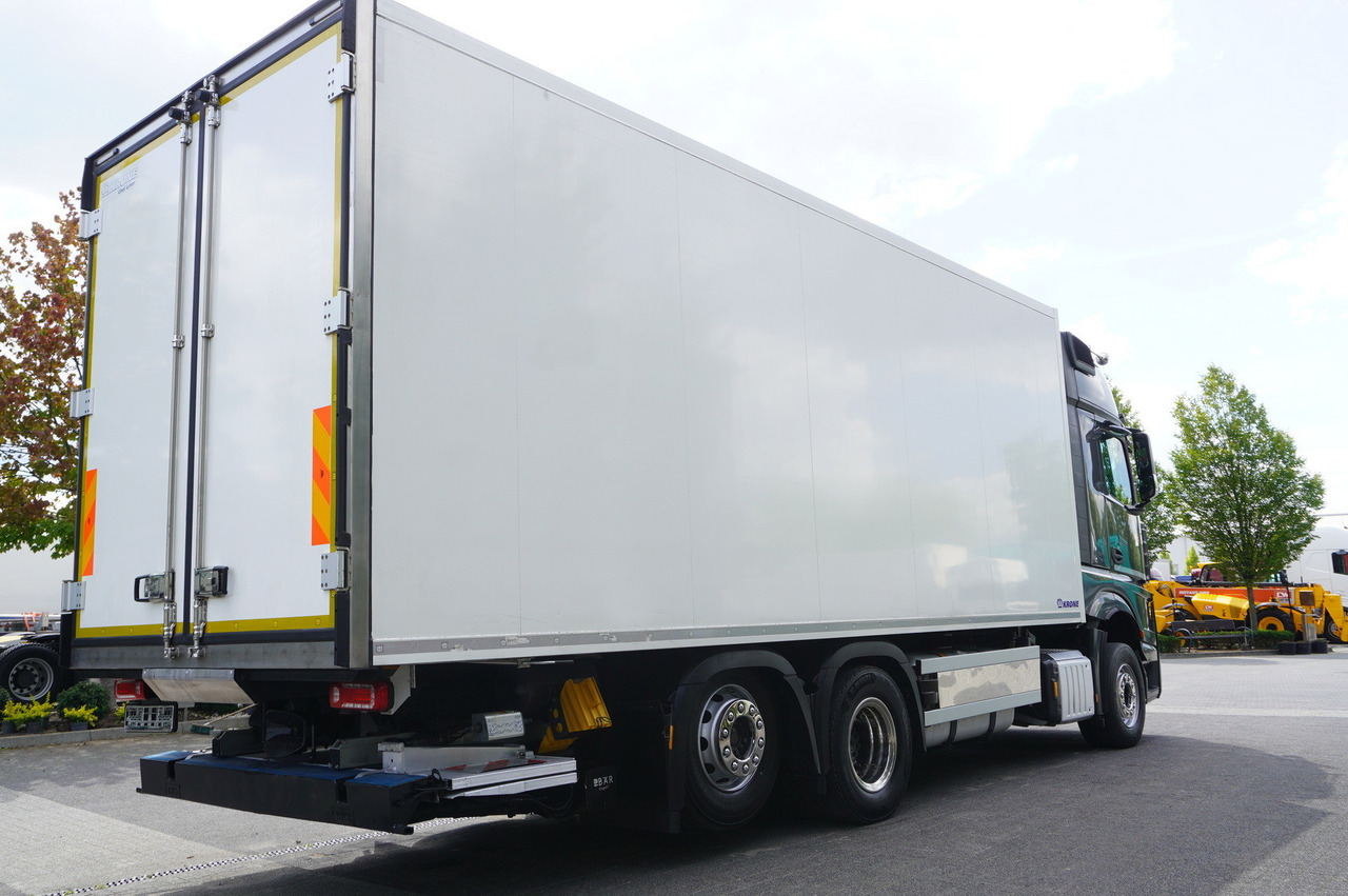 MERCEDES-BENZ Actros 2548 MP5 / Krone Refrigerator Multitemperature / Doppelstock 36 EPAL / GIGA Space cabin - Truk berpendingin: gambar 2 MERCEDES-BENZ Actros 2548 MP5 / Krone Refrigerator Multitemperature / Doppelstock 36 EPAL / GIGA Space cabin - Truk berpendingin: gambar 2