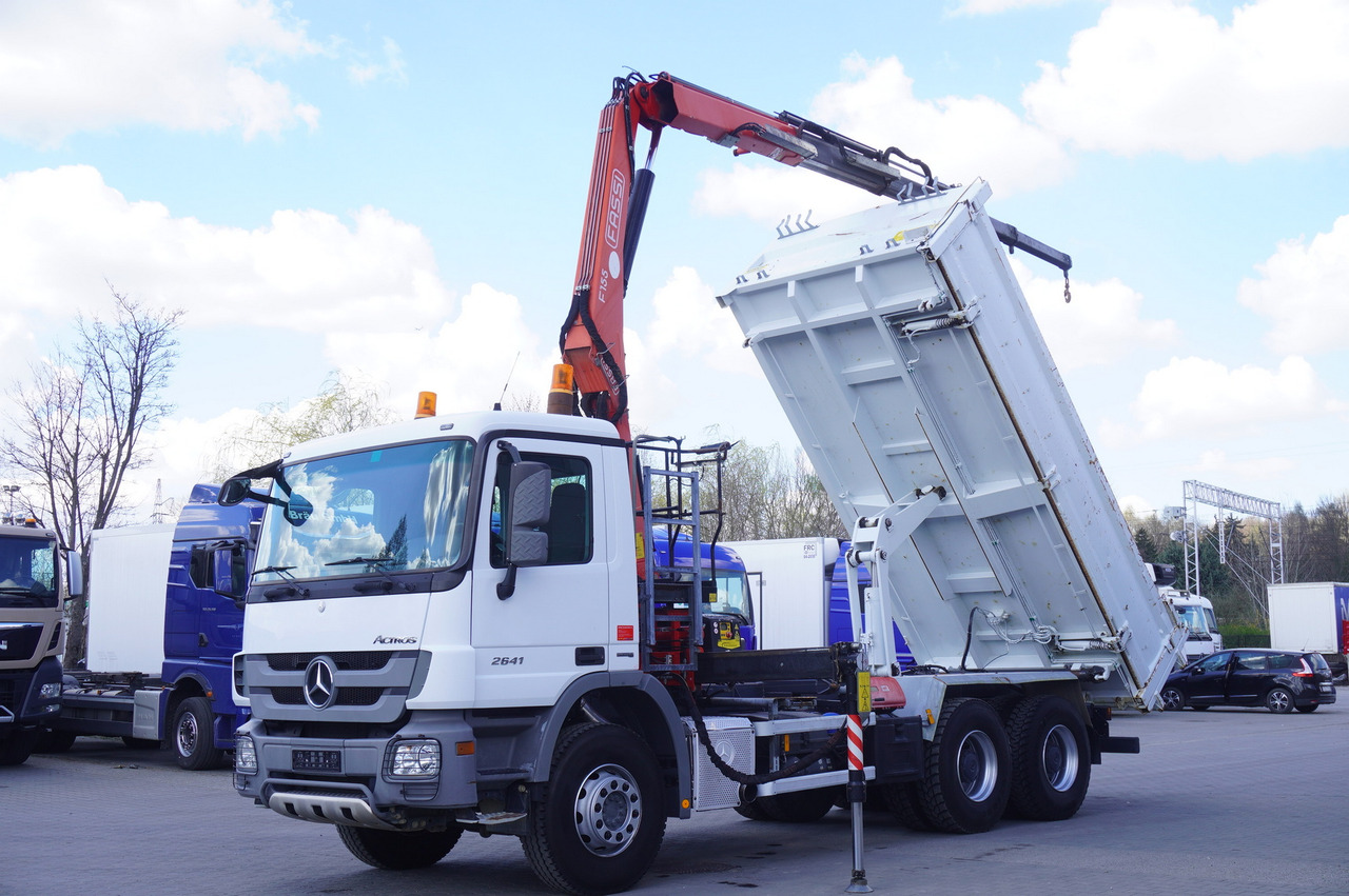 MERCEDES-BENZ Actros 2641 6×4 E5 / Crane / Dumper / 110000 km! - Truk flatbed, Truk derek: gambar 2 MERCEDES-BENZ Actros 2641 6×4 E5 / Crane / Dumper / 110000 km! - Truk flatbed, Truk derek: gambar 2