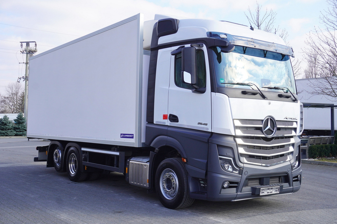 MERCEDES-BENZ Actros L 2545 / NEW Lamberet refrigerator / 2023 / 140 tho. km - Truk berpendingin: gambar 1 MERCEDES-BENZ Actros L 2545 / NEW Lamberet refrigerator / 2023 / 140 tho. km - Truk berpendingin: gambar 1