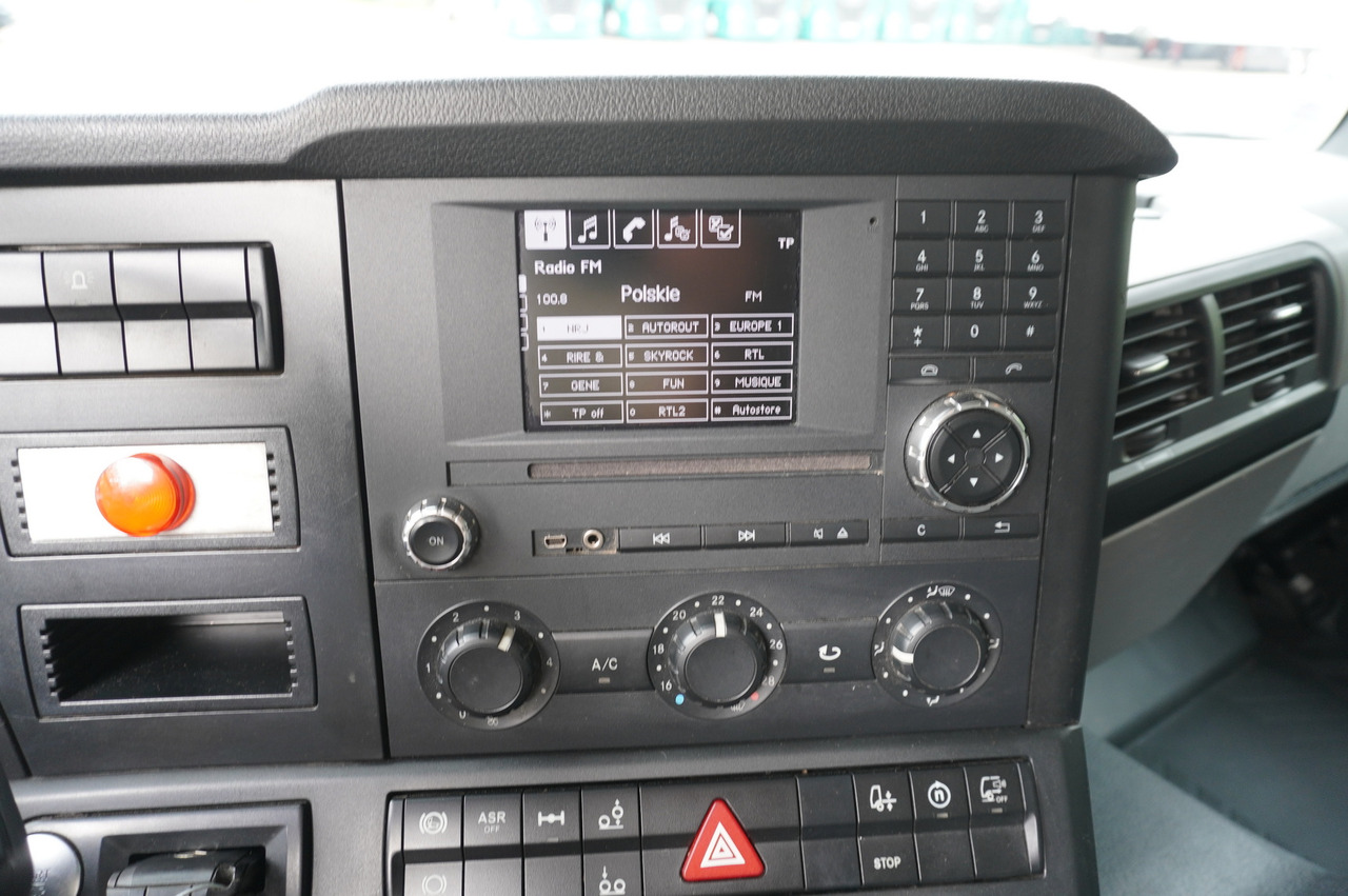 Leasing MERCEDES-BENZ Antos 3240 8x2 / Tajfun 5T crane / Farid Industries garbage truck/ 3 steered axles MERCEDES-BENZ Antos 3240 8x2 / Tajfun 5T crane / Farid Industries garbage truck/ 3 steered axles: gambar 14 Leasing MERCEDES-BENZ Antos 3240 8x2 / Tajfun 5T crane / Farid Industries garbage truck/ 3 steered axles MERCEDES-BENZ Antos 3240 8x2 / Tajfun 5T crane / Farid Industries garbage truck/ 3 steered axles: gambar 14