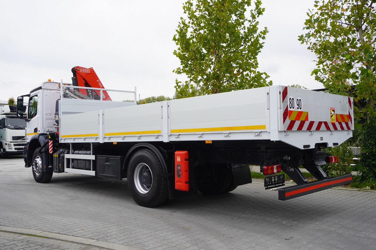 MERCEDES-BENZ Arocs 1830 / Flatbed 16 EPAL / HDS Fassi 155 / Reach 8 m / Load capacity 6160 kg - Truk derek: gambar 4 MERCEDES-BENZ Arocs 1830 / Flatbed 16 EPAL / HDS Fassi 155 / Reach 8 m / Load capacity 6160 kg - Truk derek: gambar 4