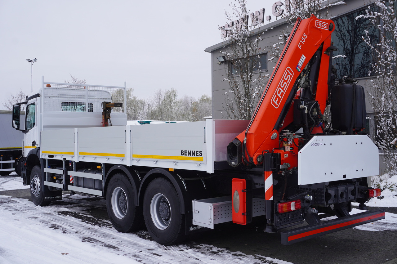 MERCEDES-BENZ Arocs 2633 flatbed truck / Crane FASSI F155A.0.23 / REMOTE CONTROL / 230,000 km - Truk derek: gambar 3 MERCEDES-BENZ Arocs 2633 flatbed truck / Crane FASSI F155A.0.23 / REMOTE CONTROL / 230,000 km - Truk derek: gambar 3