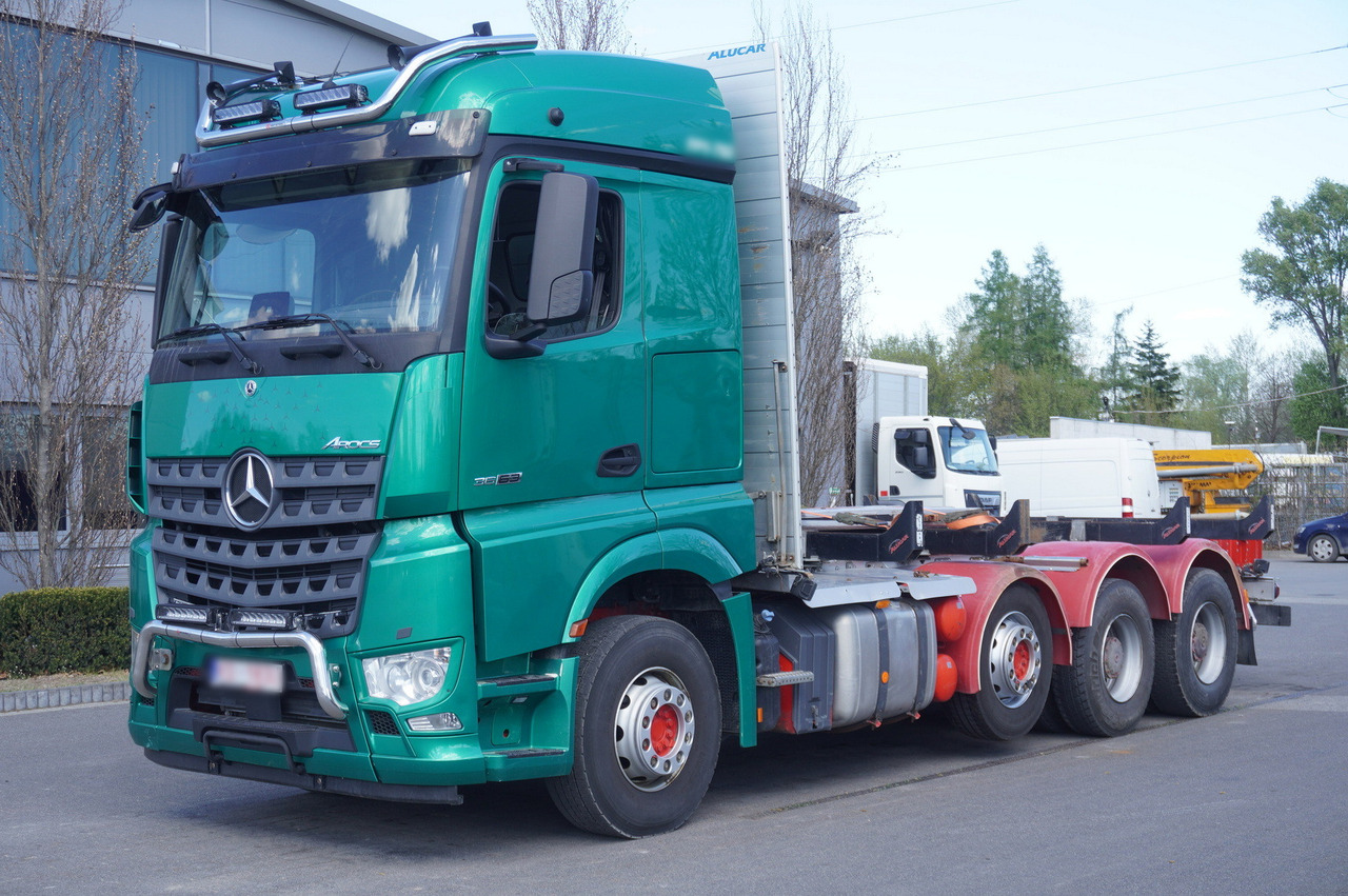 Mercedes-Benz Arocs 3563 8 × 4 / 630 HP / steered axle / Logging superstructure - Truk derek: gambar 3 Mercedes-Benz Arocs 3563 8 × 4 / 630 HP / steered axle / Logging superstructure - Truk derek: gambar 3