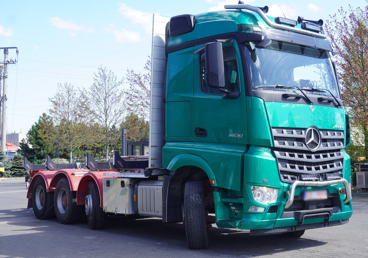 Mercedes-Benz Arocs 3563 8 × 4 / 630 HP / steered axle / Logging superstructure - Truk sasis: gambar 1 Mercedes-Benz Arocs 3563 8 × 4 / 630 HP / steered axle / Logging superstructure - Truk sasis: gambar 1