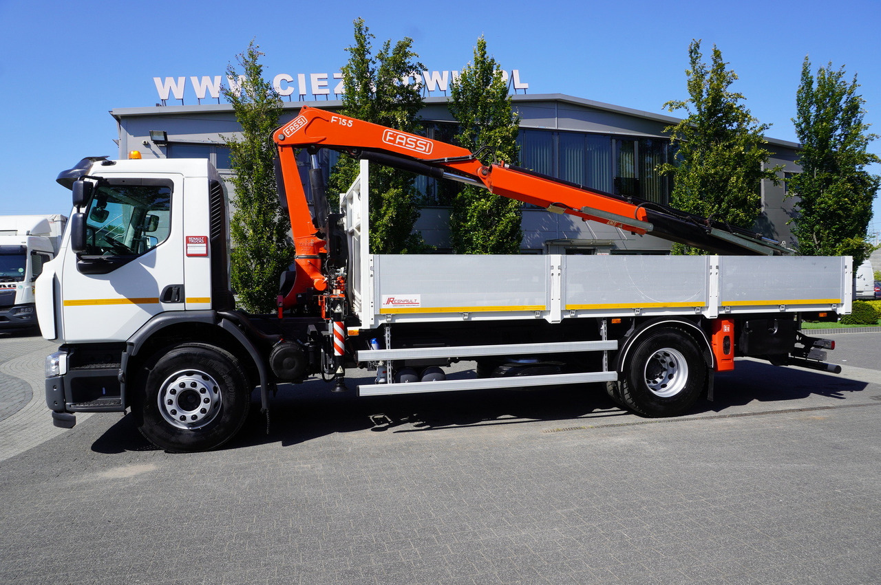 RENAULT C320 P 4x2 / FASSI crane 6.2 T / range 10 m / Flatbed 15 EPAL / 50 tho. km! - Truk flatbed, Truk derek: gambar 2 RENAULT C320 P 4x2 / FASSI crane 6.2 T / range 10 m / Flatbed 15 EPAL / 50 tho. km! - Truk flatbed, Truk derek: gambar 2