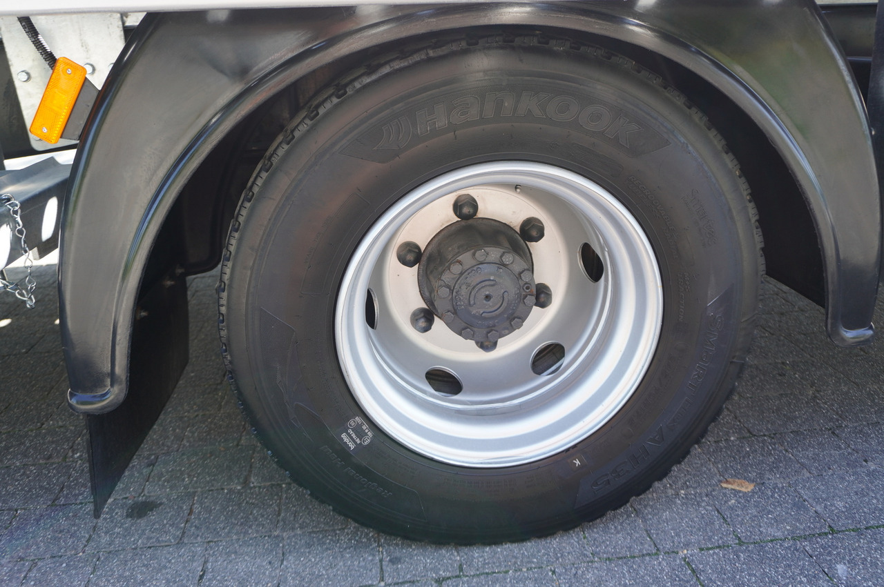 Truk pengangkut mobil RENAULT D12 / New galvanized tow truck superstructure / 2025 / length 840 cm: gambar 16 Truk pengangkut mobil RENAULT D12 / New galvanized tow truck superstructure / 2025 / length 840 cm: gambar 16