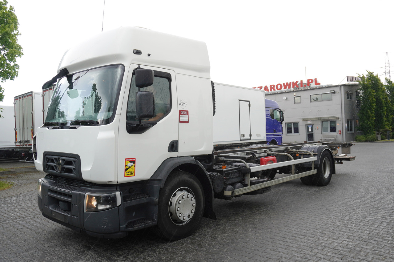 RENAULT D19 Wide Glob / BDF / load capacity 11t / 280 thousand km / tail lift - Truk sasis: gambar 2 RENAULT D19 Wide Glob / BDF / load capacity 11t / 280 thousand km / tail lift - Truk sasis: gambar 2