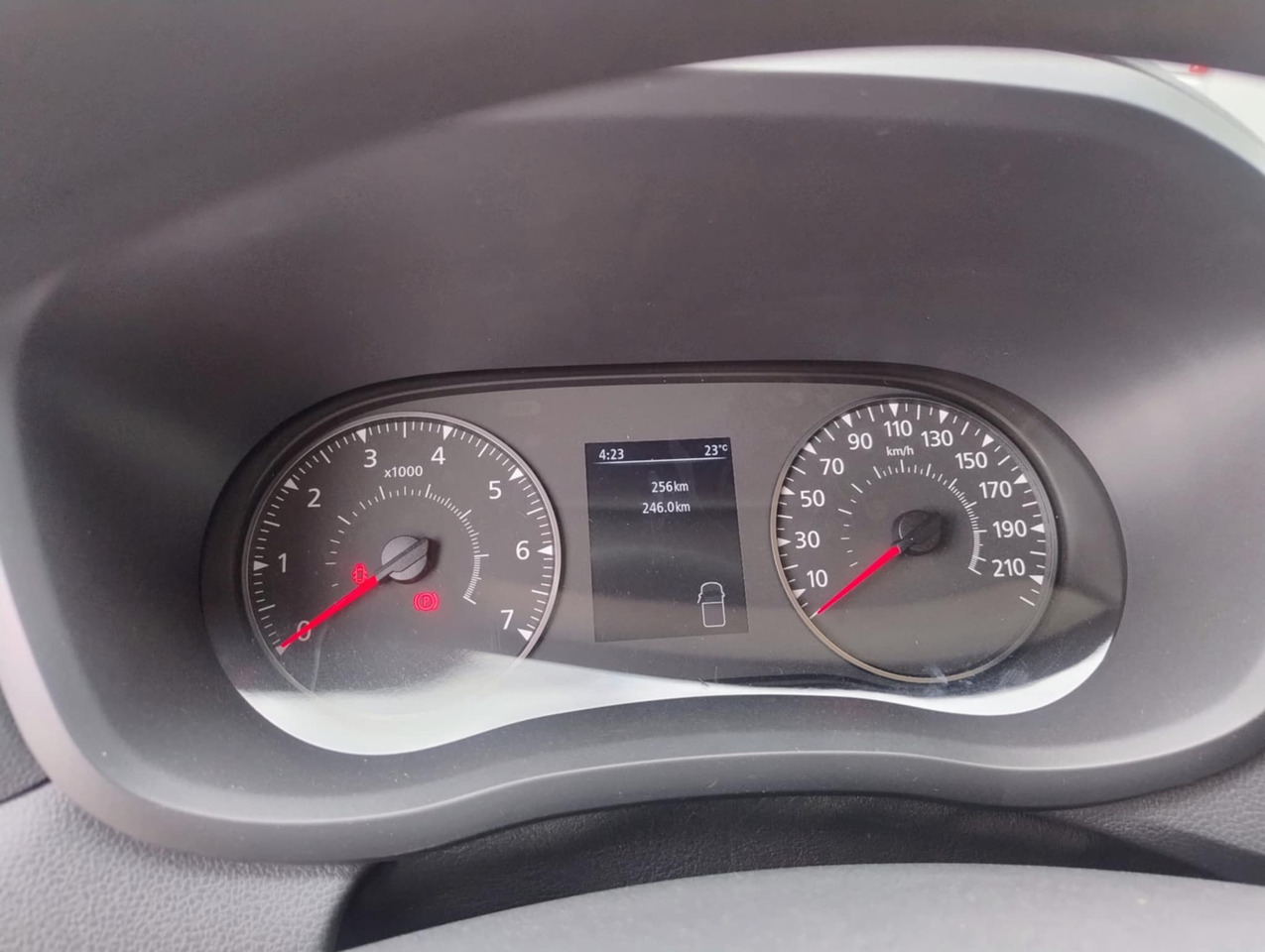 RENAULT Master / BRAND NEW Box van - Van box: gambar 5 RENAULT Master / BRAND NEW Box van - Van box: gambar 5
