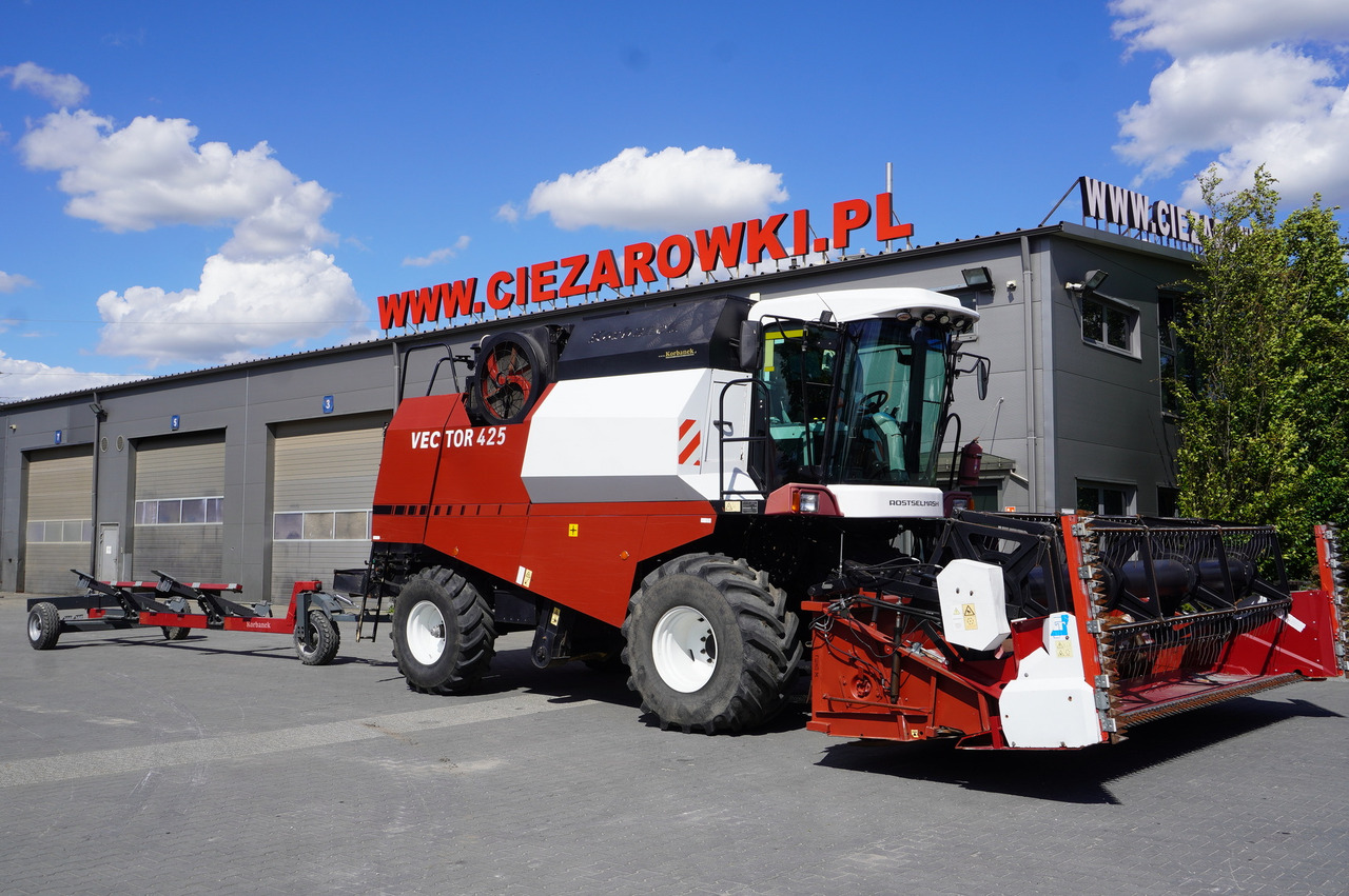 ROSTSELMASH VECTOR 425 RSM-101 grain harvester + Header 5 m + rapeseed harvesting extension / 2300 MTH - Pemanen gabungan: gambar 2 ROSTSELMASH VECTOR 425 RSM-101 grain harvester + Header 5 m + rapeseed harvesting extension / 2300 MTH - Pemanen gabungan: gambar 2