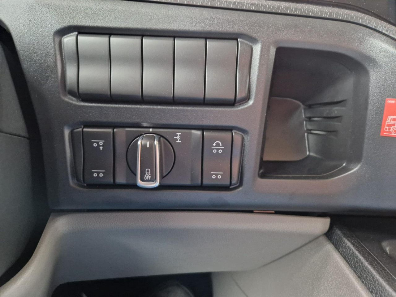 Hook lift baru SCANIA P420 B6x2*4 / Meiller Kipper Tectrum RS 21 hooklift / 2025 / no mileage!: gambar 12 Hook lift baru SCANIA P420 B6x2*4 / Meiller Kipper Tectrum RS 21 hooklift / 2025 / no mileage!: gambar 12