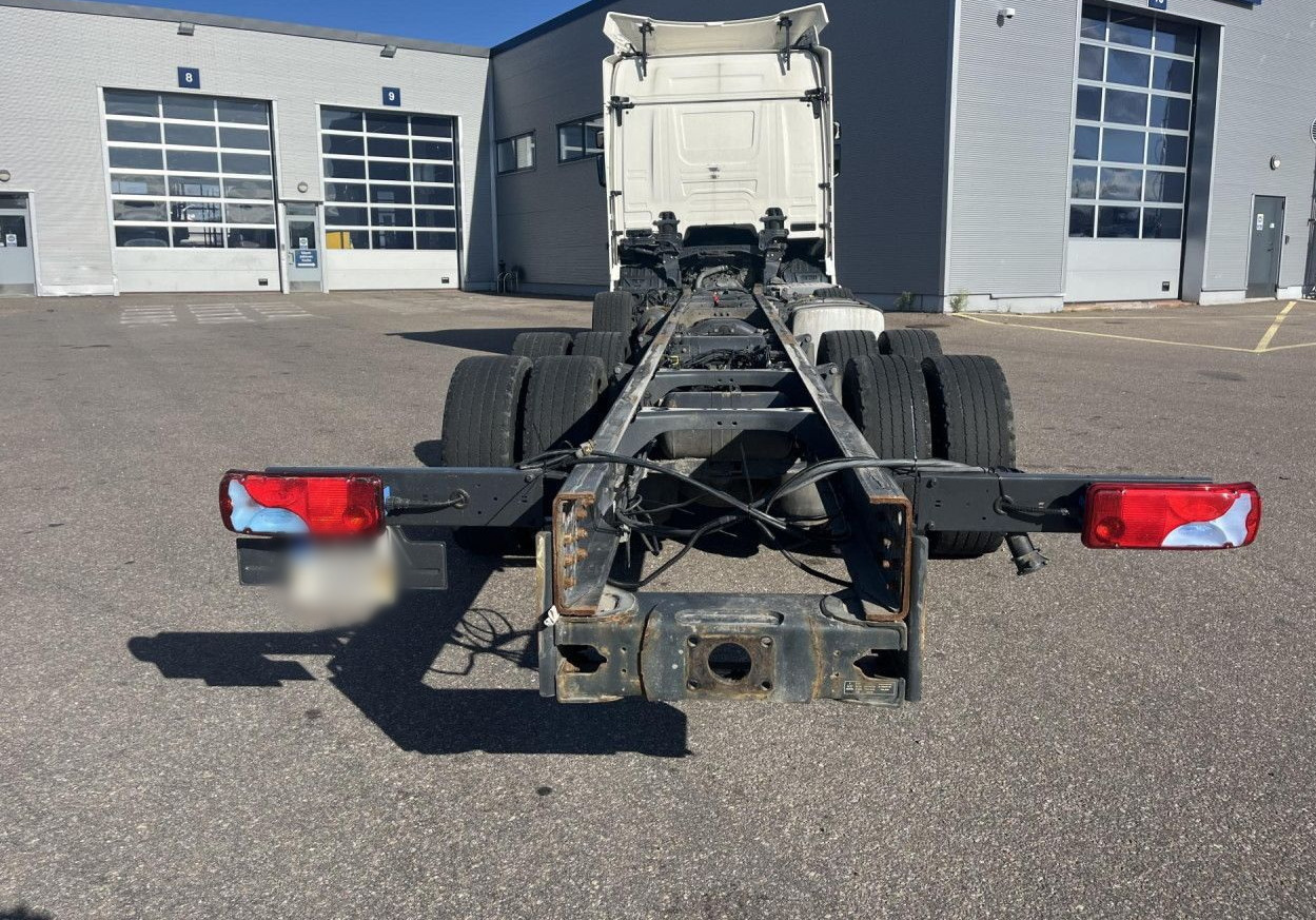 SCANIA R 540 B8x4NB / Truck chassis / Sleeper cab - Truk sasis: gambar 4 SCANIA R 540 B8x4NB / Truck chassis / Sleeper cab - Truk sasis: gambar 4