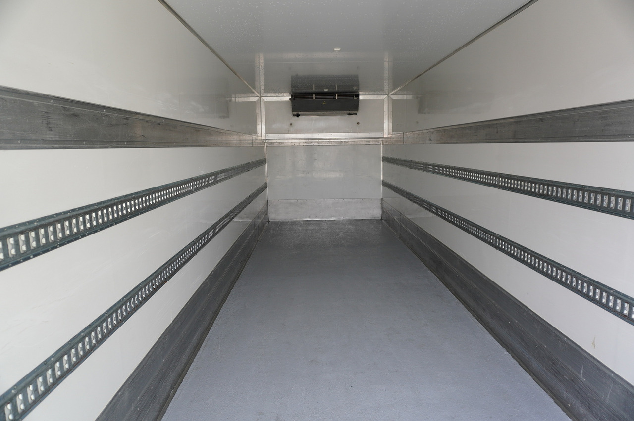 Leasing SCANIA R500 E6 6x2 / Lecapitaine 21 EPAL refrigerator / Carrier Supra 1150 / 2021 / steered axle SCANIA R500 E6 6x2 / Lecapitaine 21 EPAL refrigerator / Carrier Supra 1150 / 2021 / steered axle: gambar 10