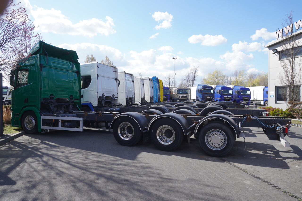 SCANIA R650 V8 / 650 HP/ frame 8.8 m / steered 4th axis / 20 units - Truk derek: gambar 3 SCANIA R650 V8 / 650 HP/ frame 8.8 m / steered 4th axis / 20 units - Truk derek: gambar 3