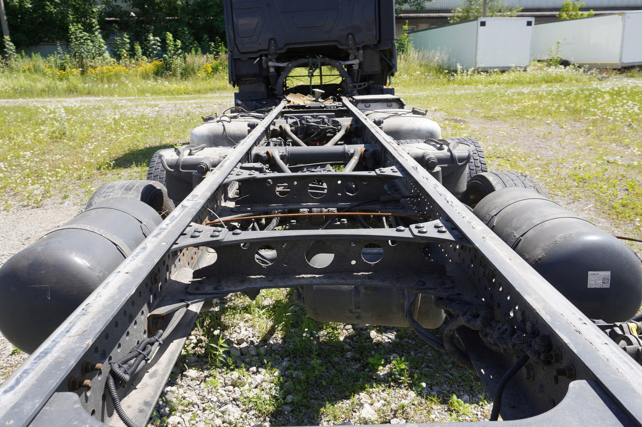 MERCEDES-BENZ Actros 2545 GIGA / without engine - Suku cadang: gambar 4 MERCEDES-BENZ Actros 2545 GIGA / without engine - Suku cadang: gambar 4
