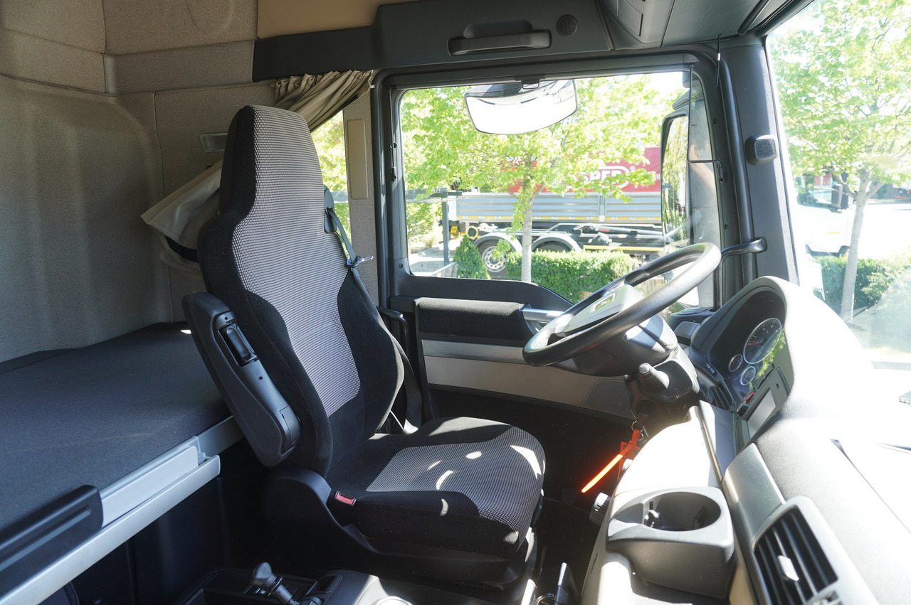 Tractor head MAN TGX 18.420 tractor unit / 190 tho. km: gambar 24