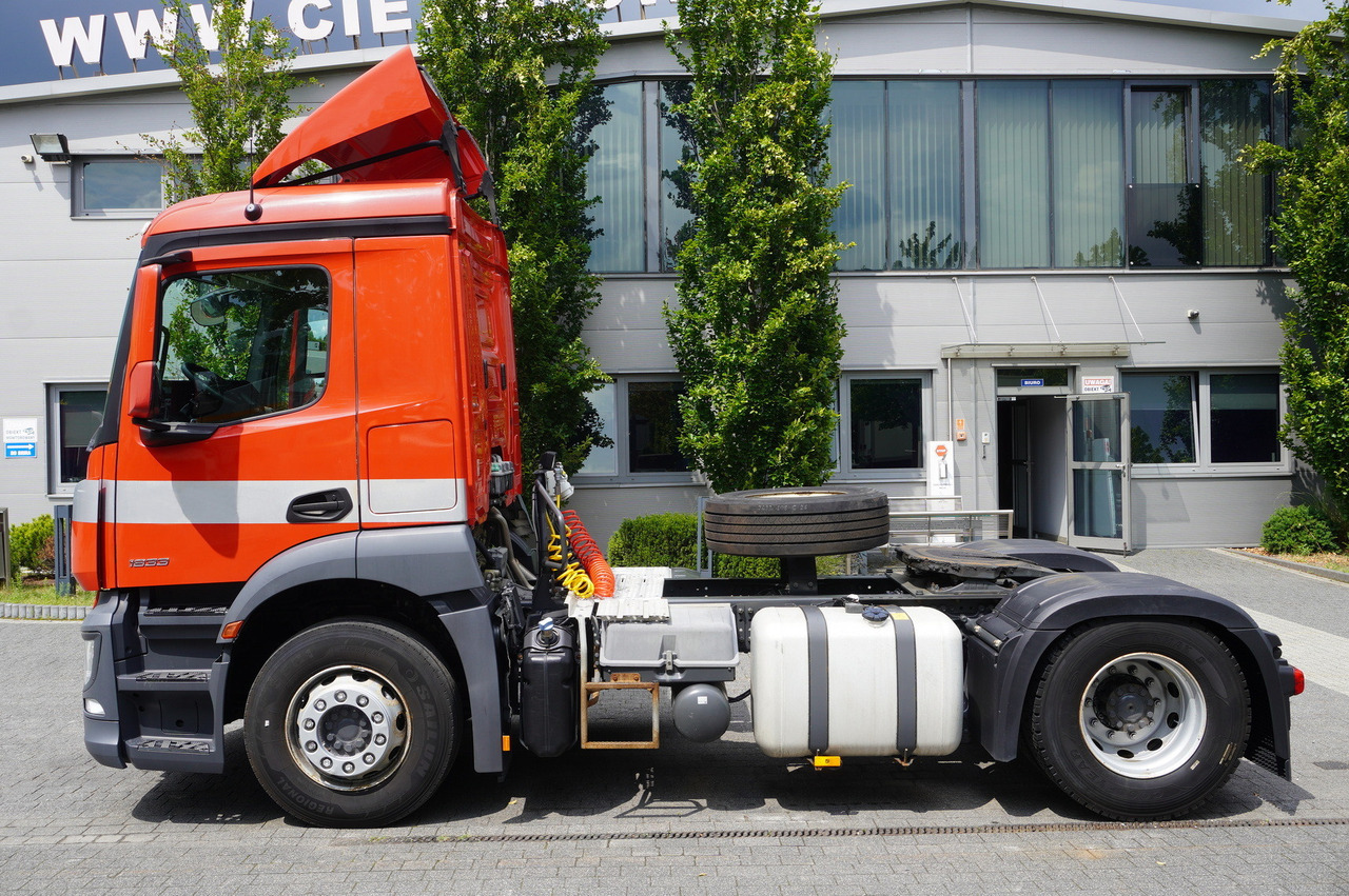 MERCEDES-BENZ Actros 1833 tractor unit / 260 tho. km - Tractor head: gambar 2 MERCEDES-BENZ Actros 1833 tractor unit / 260 tho. km - Tractor head: gambar 2