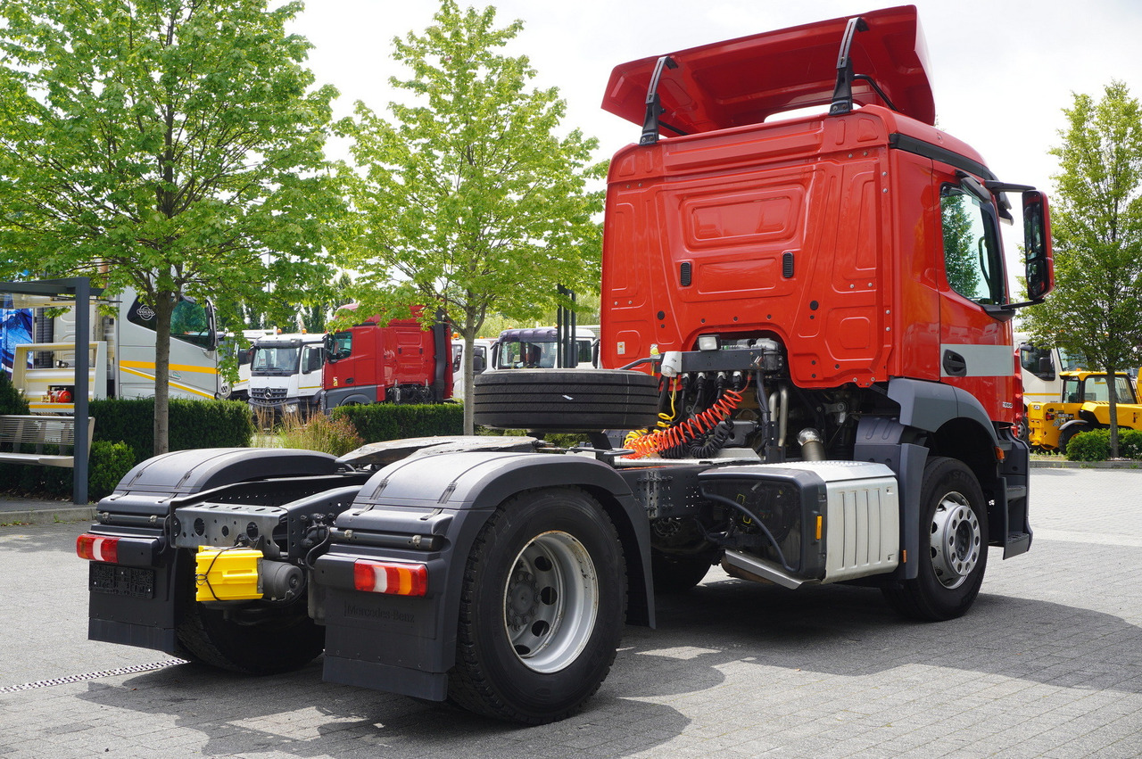 MERCEDES-BENZ Actros 1833 tractor unit / 260 tho. km - Tractor head: gambar 4 MERCEDES-BENZ Actros 1833 tractor unit / 260 tho. km - Tractor head: gambar 4