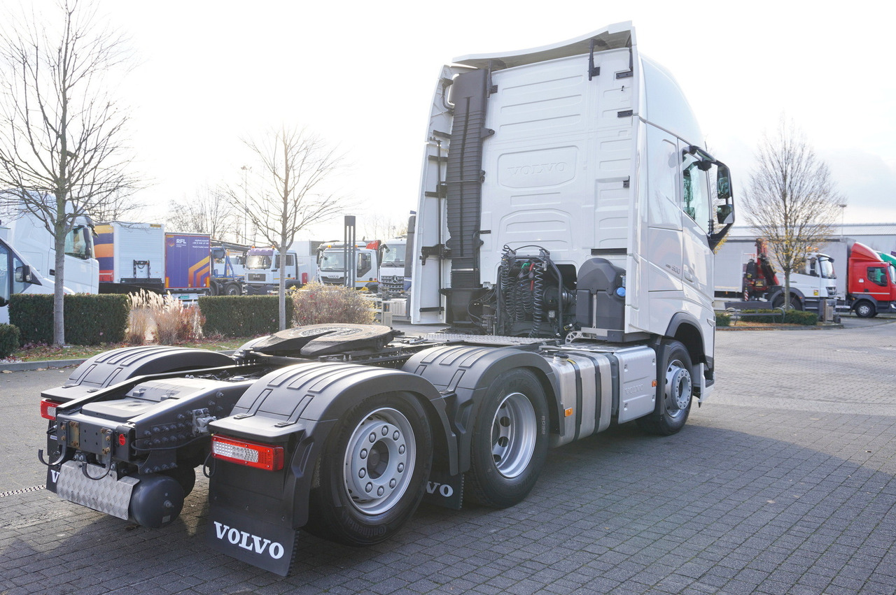 VOLVO FH 500 6x2 Globetrotter XL tractor unit / 2023 / 114 thousand km - Tractor head: gambar 5 VOLVO FH 500 6x2 Globetrotter XL tractor unit / 2023 / 114 thousand km - Tractor head: gambar 5