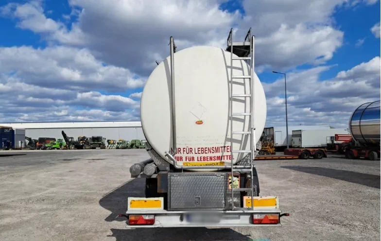 WIELTON NS3D 36 t food cistern / 3 chambers - Semi-trailer tangki: gambar 3 WIELTON NS3D 36 t food cistern / 3 chambers - Semi-trailer tangki: gambar 3