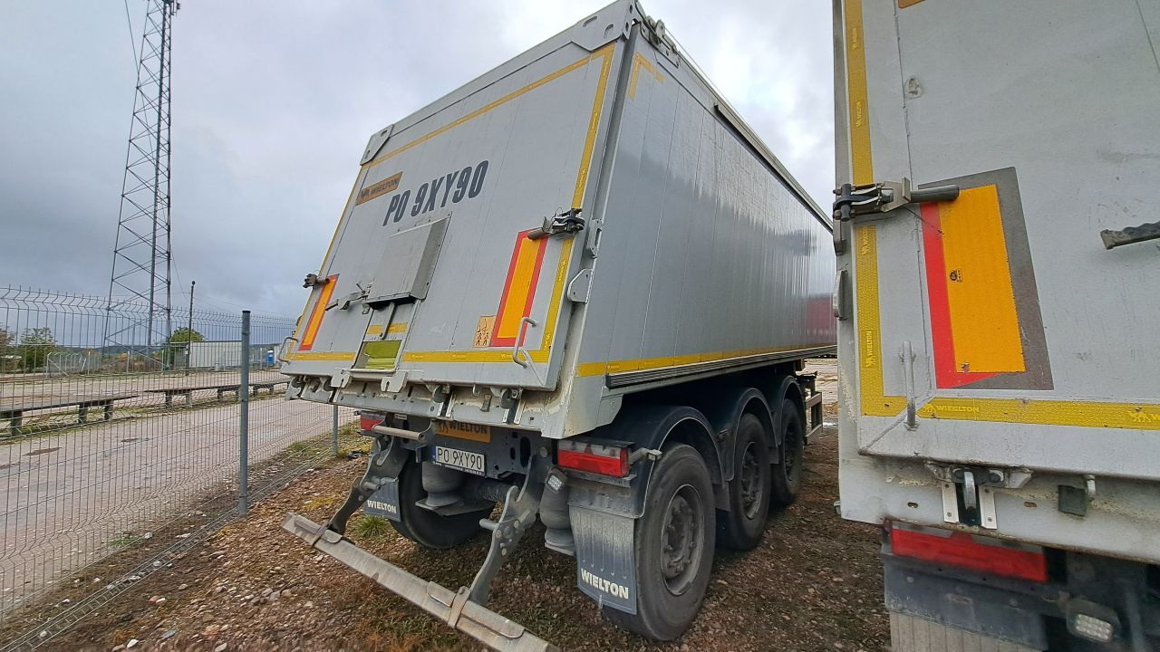 WIELTON NW-3 / weight 6.2 t / capacity 38m3 / Electrically folded roof / Teflon / 20 units, 2022 - Semi-trailer jungkit: gambar 5 WIELTON NW-3 / weight 6.2 t / capacity 38m3 / Electrically folded roof / Teflon / 20 units, 2022 - Semi-trailer jungkit: gambar 5