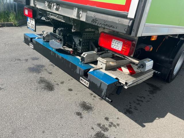 Truk berpendingin Iveco SWay 400 Lamberet Tiefkühlkoffer Thermo King LBW: gambar 10