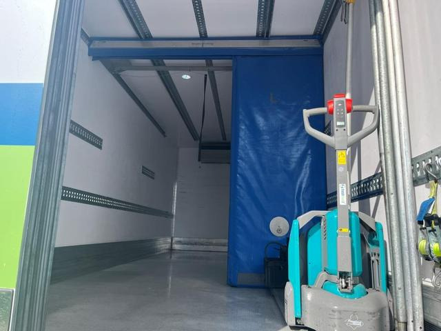 Truk berpendingin Iveco SWay 400 Lamberet Tiefkühlkoffer Thermo King LBW: gambar 12