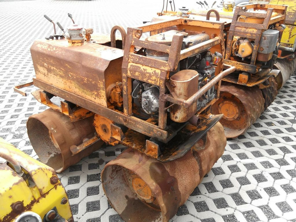 Rammax RW 1402 - Roller mini: gambar 3 Rammax RW 1402 - Roller mini: gambar 3