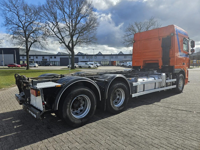 DAF XF 105 410 | 6X2 | Manual | Euro 5 | 10 Tyres - Truk sasis: gambar 4 DAF XF 105 410 | 6X2 | Manual | Euro 5 | 10 Tyres - Truk sasis: gambar 4