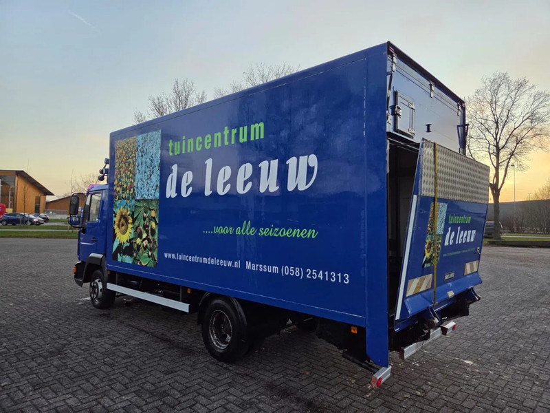 MAN L20 Full steel suspension Manual Dieslpump - Truk box: gambar 3 MAN L20 Full steel suspension Manual Dieslpump - Truk box: gambar 3