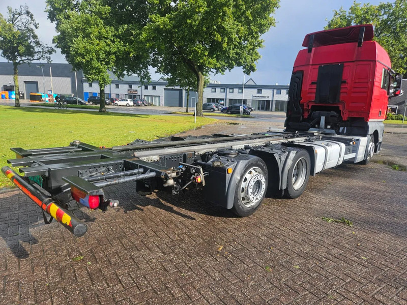 MAN TGX 24.400 6X2 BDF Euro 6 - Pengangkut kontainer/ Container truck: gambar 4 MAN TGX 24.400 6X2 BDF Euro 6 - Pengangkut kontainer/ Container truck: gambar 4