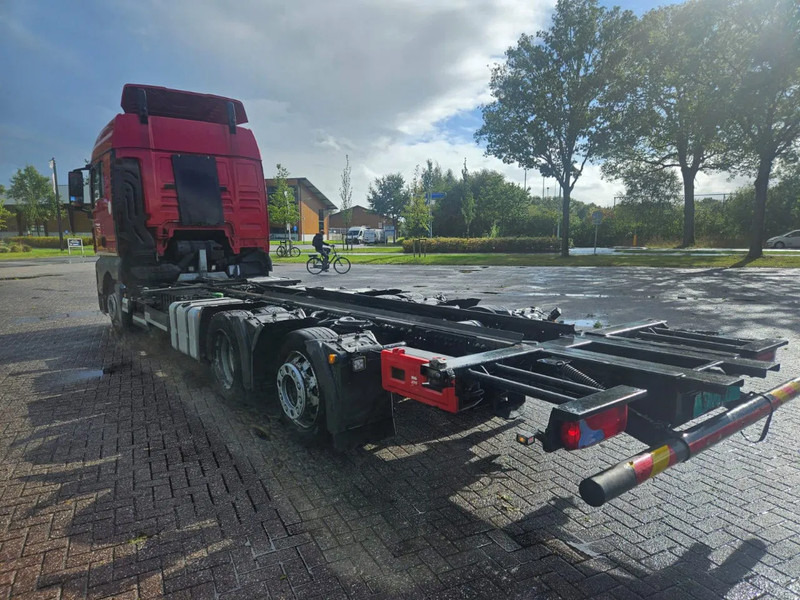MAN TGX 24.400 6X2 BDF Euro 6 Kooiaap aansluiting - Pengangkut kontainer/ Container truck: gambar 4 MAN TGX 24.400 6X2 BDF Euro 6 Kooiaap aansluiting - Pengangkut kontainer/ Container truck: gambar 4