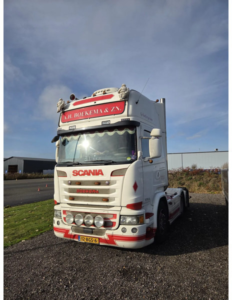 Scania R450 Retarder | Euro 6 | 6x2 | Special Interior | 2016 | King o/t Road | New Tacho - Tractor head: gambar 1 Scania R450 Retarder | Euro 6 | 6x2 | Special Interior | 2016 | King o/t Road | New Tacho - Tractor head: gambar 1