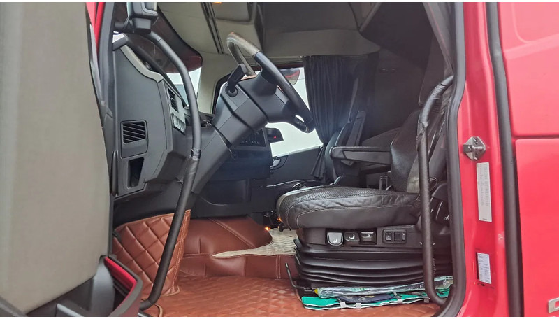 Volvo FH 500 Globetrotter Euro 5 - Tractor head: gambar 2 Volvo FH 500 Globetrotter Euro 5 - Tractor head: gambar 2