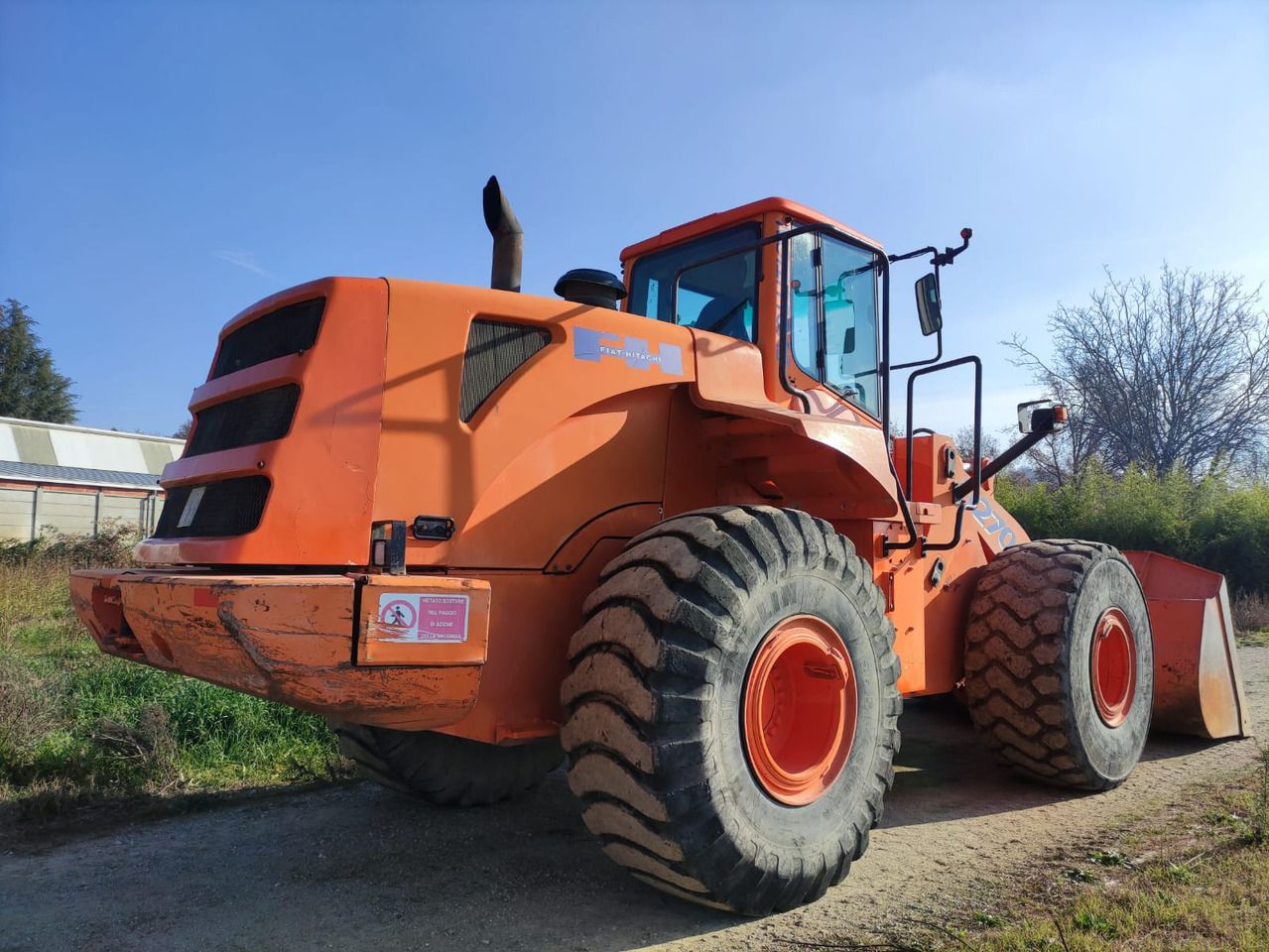 FIAT KOBELCO W270 - Wheel loader: gambar 4 FIAT KOBELCO W270 - Wheel loader: gambar 4