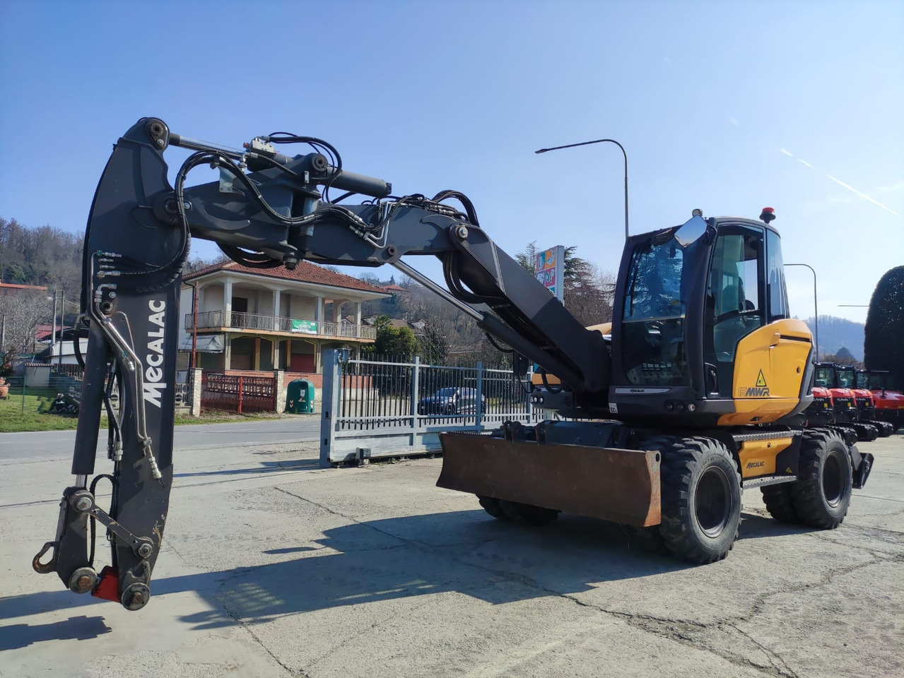 MECALAC 15 MWR - Ekskavator roda: gambar 1 MECALAC 15 MWR - Ekskavator roda: gambar 1