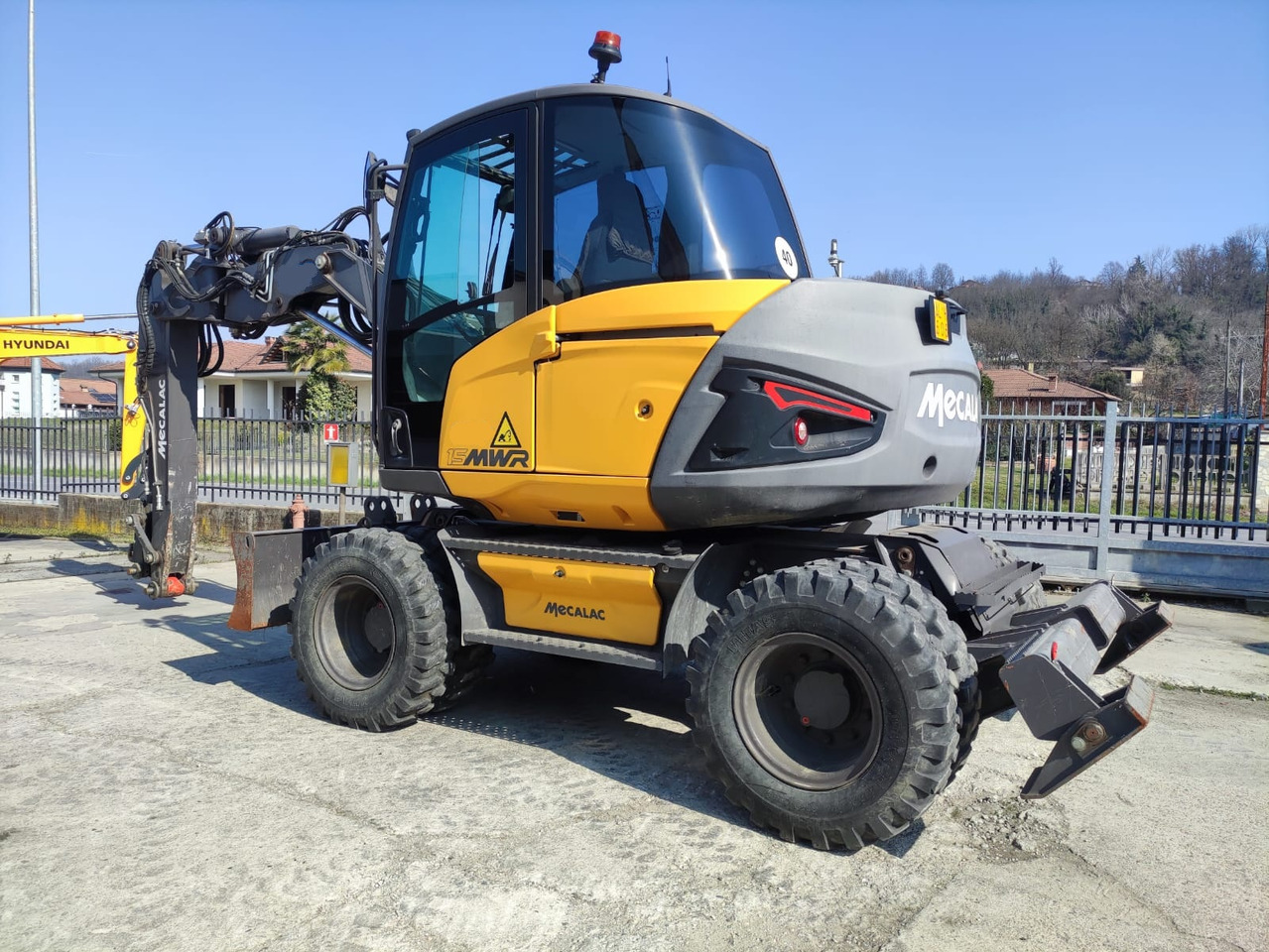 MECALAC 15 MWR - Ekskavator roda: gambar 2 MECALAC 15 MWR - Ekskavator roda: gambar 2