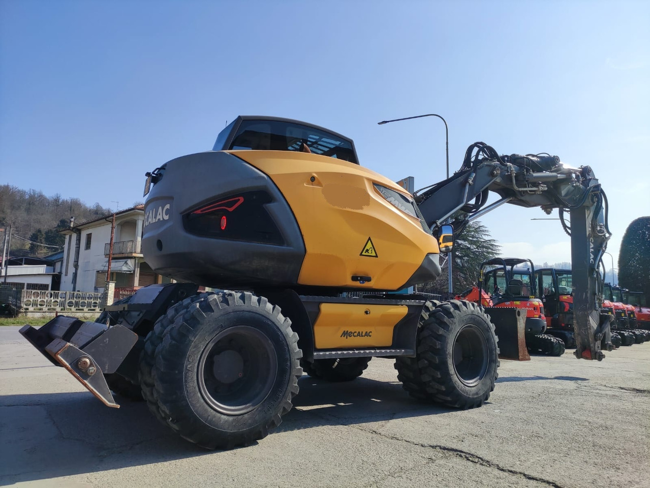 MECALAC 15 MWR - Ekskavator roda: gambar 4 MECALAC 15 MWR - Ekskavator roda: gambar 4