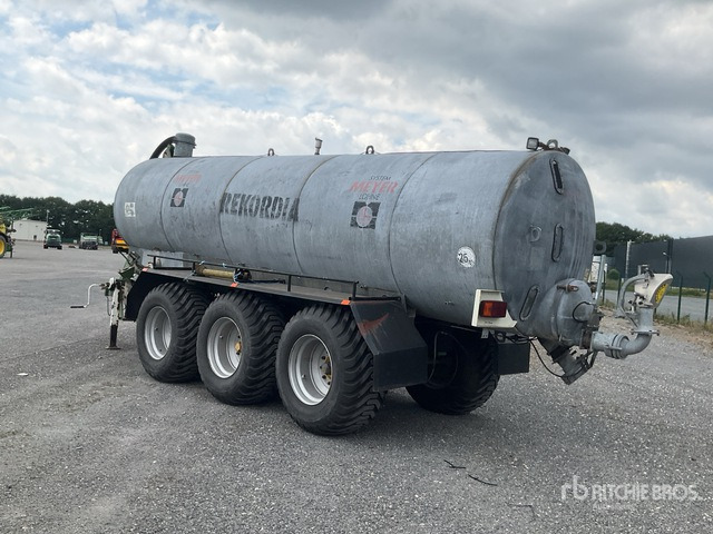 1987 Meyer-Lohne VW 18000 Tri/A Liquid Manure Spreader - Kapal tanker bubur: gambar 4 1987 Meyer-Lohne VW 18000 Tri/A Liquid Manure Spreader - Kapal tanker bubur: gambar 4