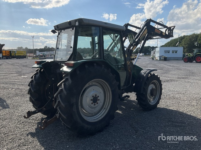 1998 Massey Ferguson 4225A 4WD Tractor - Traktor: gambar 4 1998 Massey Ferguson 4225A 4WD Tractor - Traktor: gambar 4