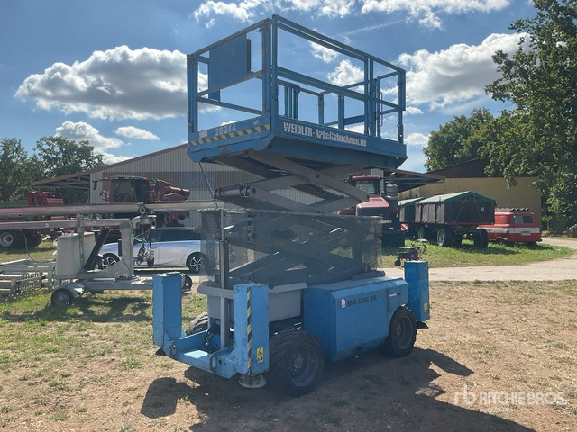 2007 Genie GS2668RT 4x4 Diesel Scissor Lift - Scissor lifts: gambar 4 2007 Genie GS2668RT 4x4 Diesel Scissor Lift - Scissor lifts: gambar 4