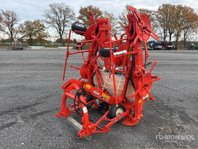 2022 Kuhn GF8700 (Unused) Hay Tedder - Tedder/ Menyapu: gambar 1 2022 Kuhn GF8700 (Unused) Hay Tedder - Tedder/ Menyapu: gambar 1