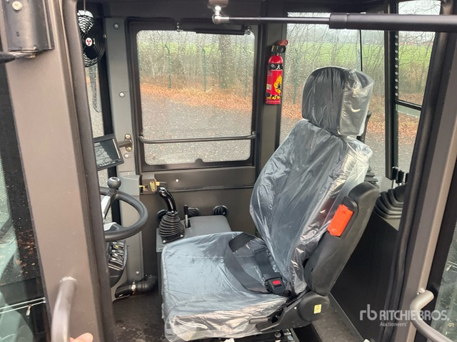 2025 Plus Power HQ15-10 Mini (Unused) Backhoe Loader - Backhoe loader: gambar 4 2025 Plus Power HQ15-10 Mini (Unused) Backhoe Loader - Backhoe loader: gambar 4