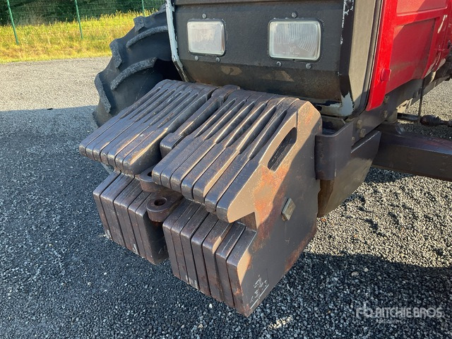 Massey Ferguson 8140 4WD Tractor - Traktor: gambar 5 Massey Ferguson 8140 4WD Tractor - Traktor: gambar 5