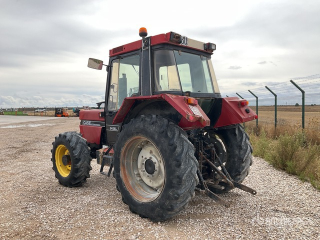 1992 Case International 845 Confort 4WD Tractor - Traktor: gambar 3 1992 Case International 845 Confort 4WD Tractor - Traktor: gambar 3