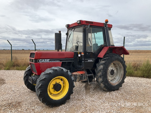 1992 Case International 845 Confort 4WD Tractor - Traktor: gambar 2 1992 Case International 845 Confort 4WD Tractor - Traktor: gambar 2