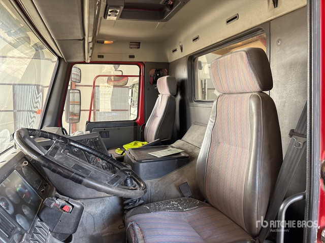 1998 Volvo FL10 360 6x4 T/A Dump Truck - Truk jungkit: gambar 4 1998 Volvo FL10 360 6x4 T/A Dump Truck - Truk jungkit: gambar 4