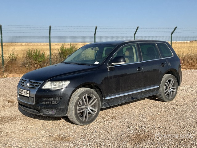 2007 Volkswagen Touareg 4WD 3.0D SUV - Mobil SUV: gambar 1 2007 Volkswagen Touareg 4WD 3.0D SUV - Mobil SUV: gambar 1