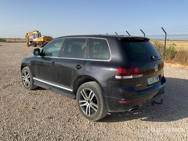 2007 Volkswagen Touareg 4WD 3.0D SUV - Mobil SUV: gambar 4 2007 Volkswagen Touareg 4WD 3.0D SUV - Mobil SUV: gambar 4