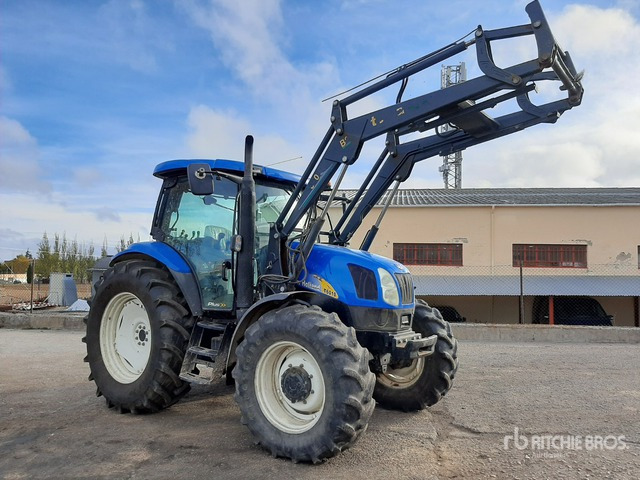 2008 New Holland T6010 Plus, con pala 4WD Tractor - Traktor: gambar 4 2008 New Holland T6010 Plus, con pala 4WD Tractor - Traktor: gambar 4